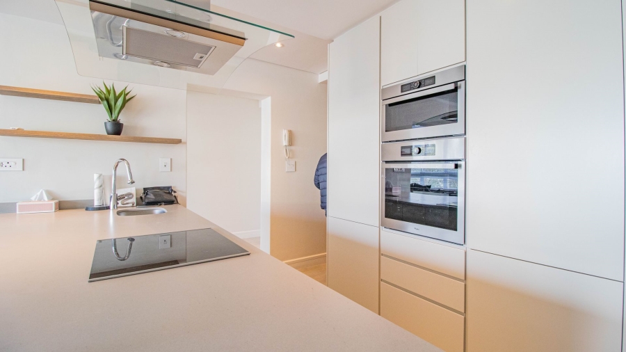 To Let 2 Bedroom Property for Rent in Fresnaye Western Cape